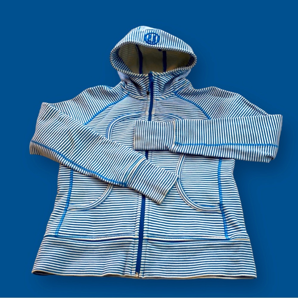 Lululemon hoodie high collar big hood older THICK striped 10